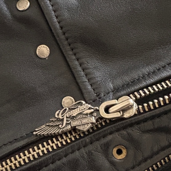 Vintage 80’s Gently Loved Unisex Harley-Davidson Black Leather Biker Jacket - Picture 13 of 16